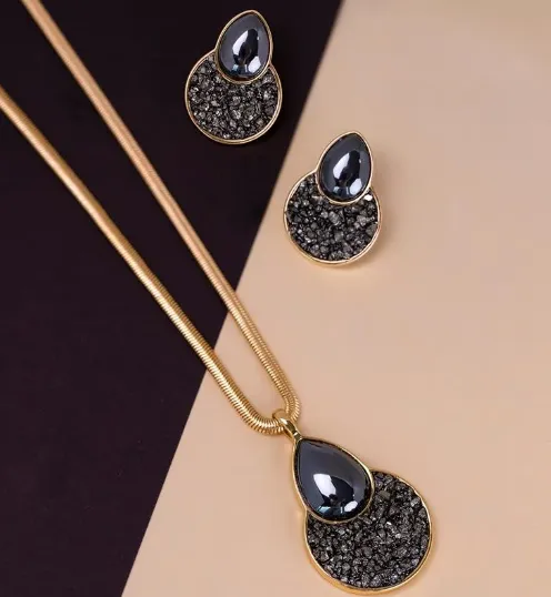 CONJUNTO HEMATITA/PIRITA